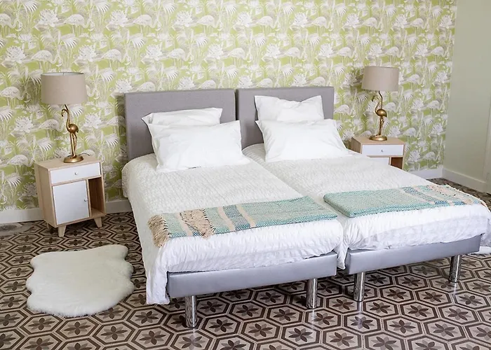 Bed and Breakfast L'ecrin De L'orb 4*